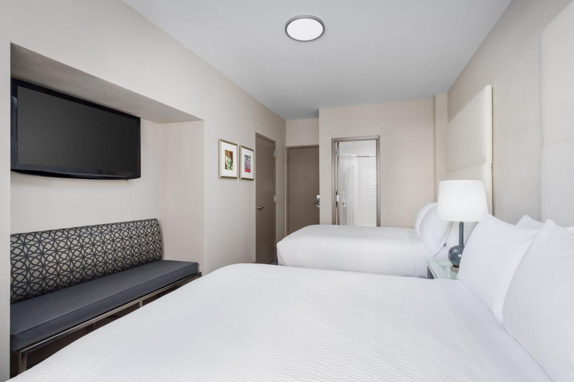 Holiday Inn Express Chicago - Magnificent Mile By Ihg Dış mekan fotoğraf