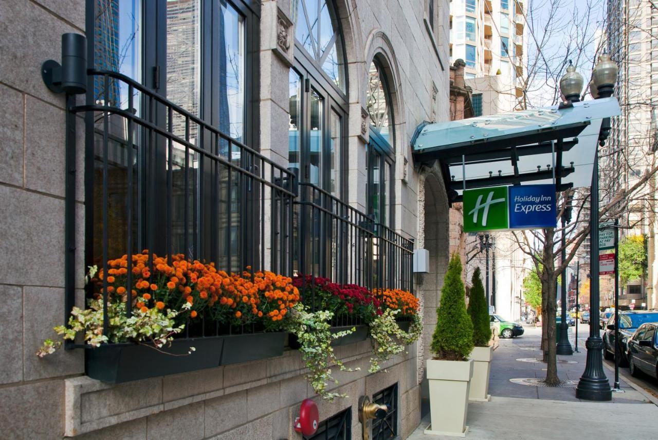 Holiday Inn Express Chicago - Magnificent Mile By Ihg Dış mekan fotoğraf